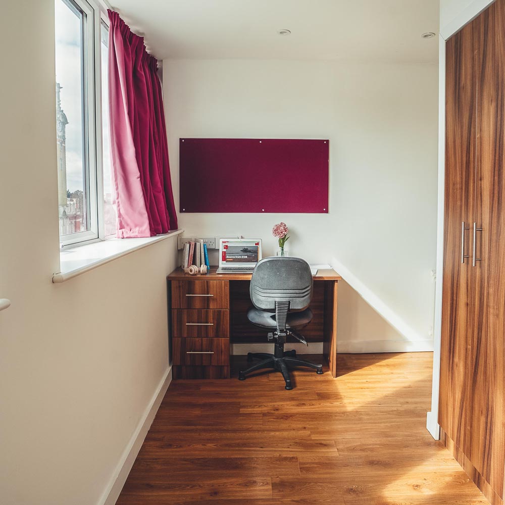 3-gold-studio-desk-area