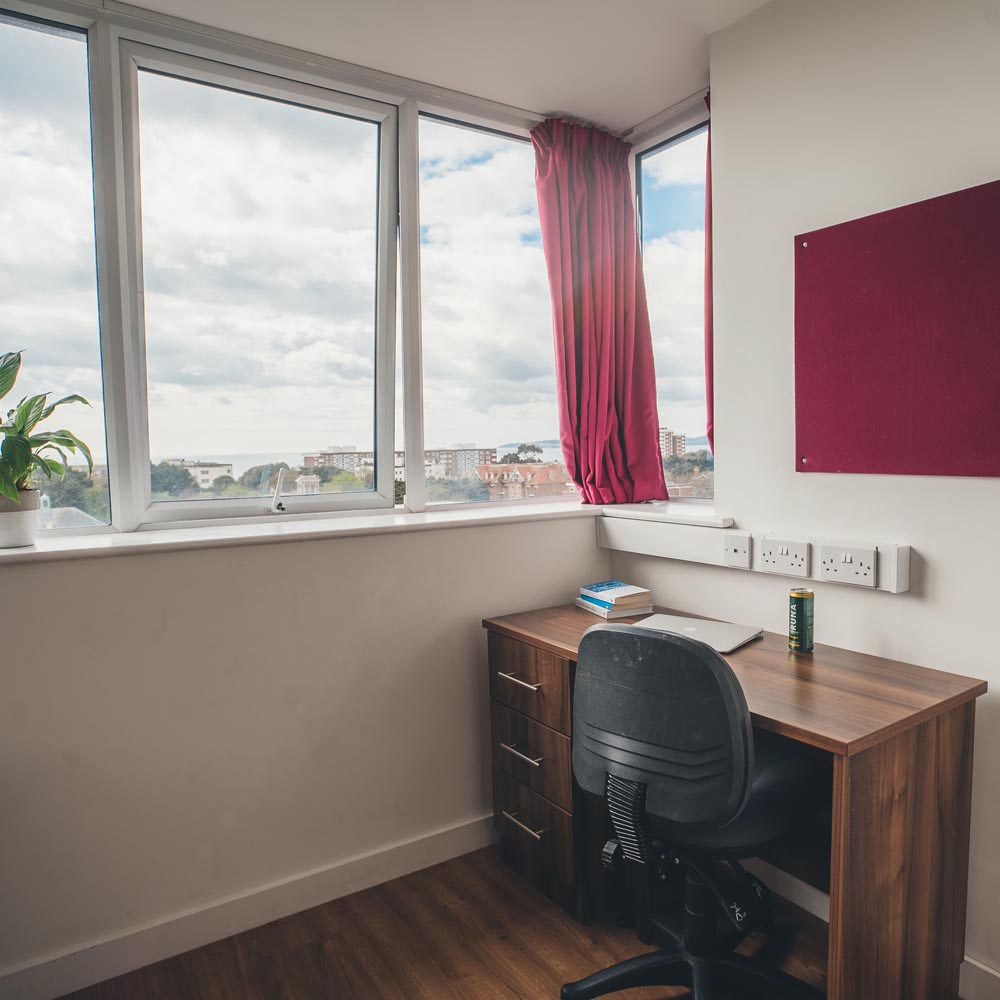 silver-studio-desk